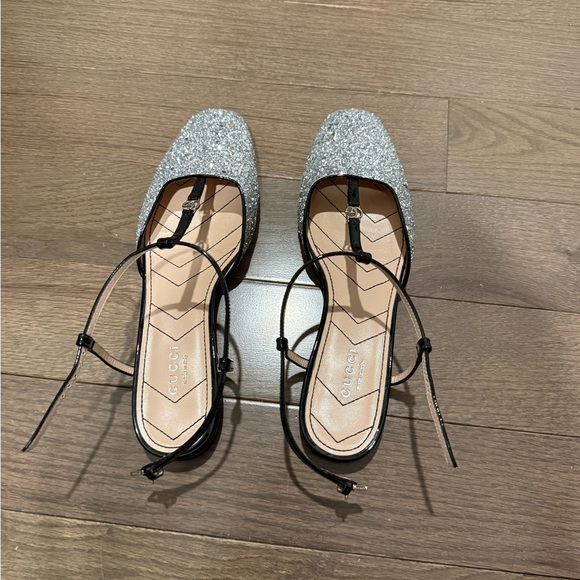 Gucci Women's Glitter Silver T-Strap Shoes - Picture 2 of 6